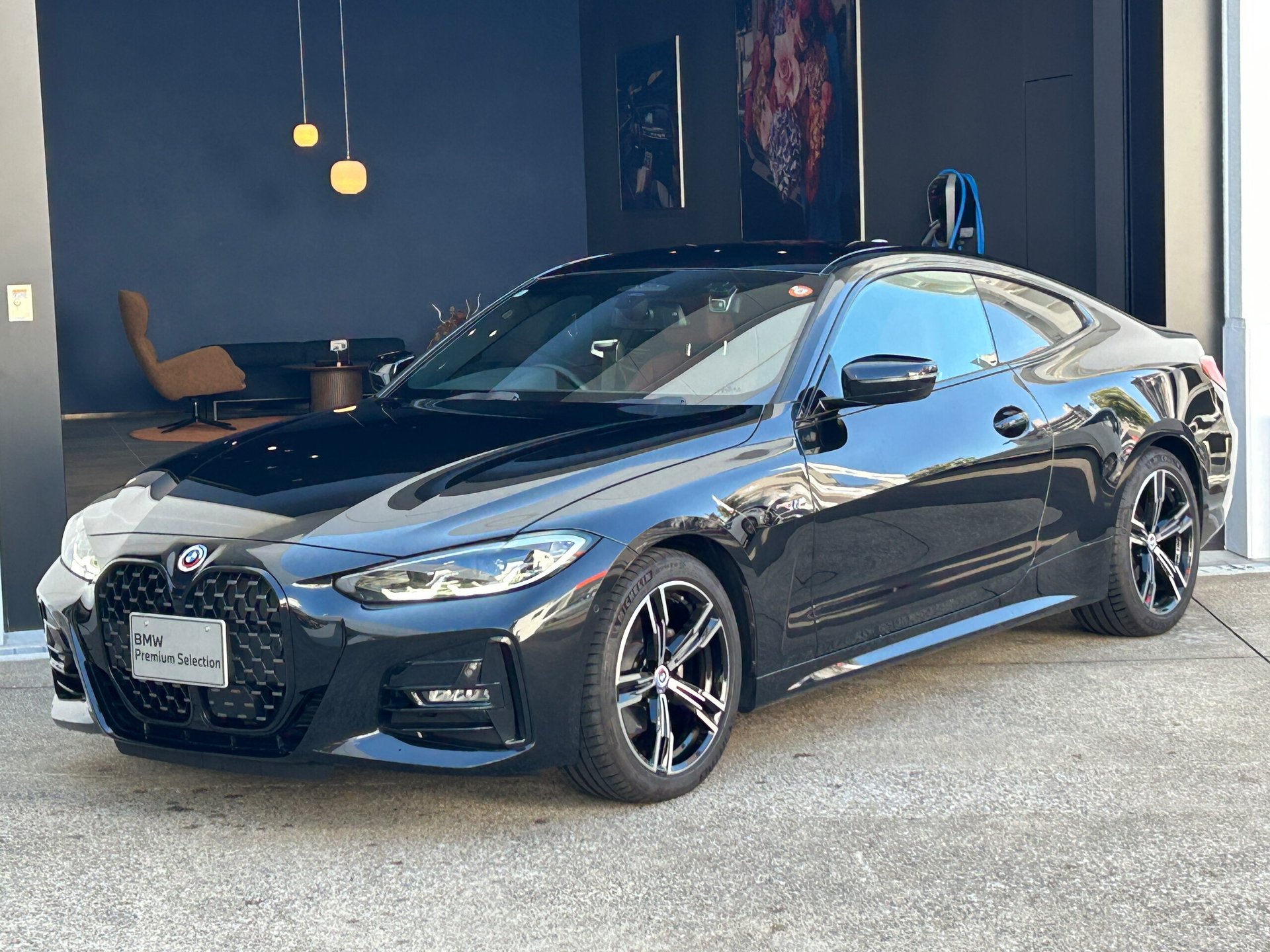 BMW 4 SERIES COUPE - View 1