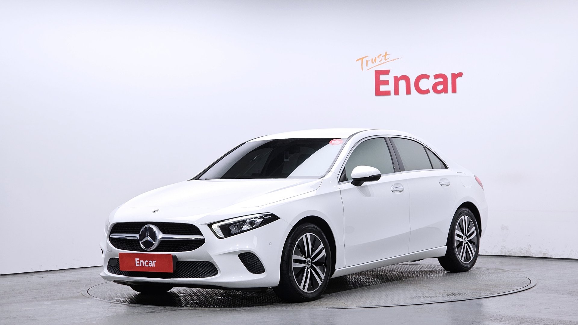 MERCEDES-BENZ A-CLASS - View 1