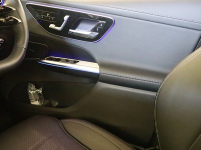 2024 Mercedes-BENZ GLC — миниатюра 17