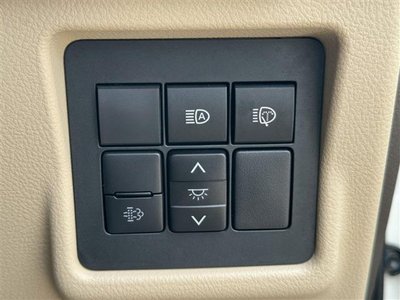 2023 Toyota LAND CRUISER PRADO thumbnail 25