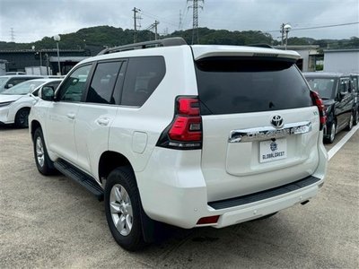 2023 Toyota LAND CRUISER PRADO thumbnail 16