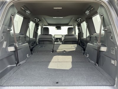 2025 Lexus GX thumbnail 27