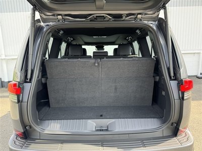 صورة 4 لـ 2025 Lexus GX