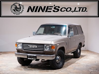 TOYOTA LAND CRUISER - 1
