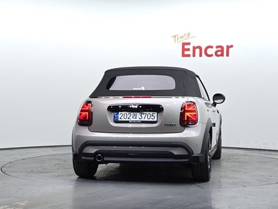 MINI CONVERTIBLE - 4