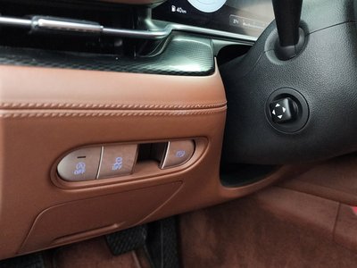 2022 Genesis G90 (RS4) — миниатюра 16