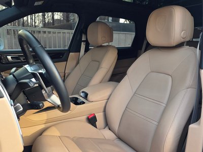 PORSCHE CAYENNE - 10