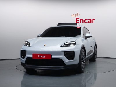 صورة 2 لـ 2025 Porsche MACAN