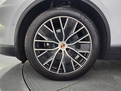 صورة 6 لـ 2025 Porsche MACAN