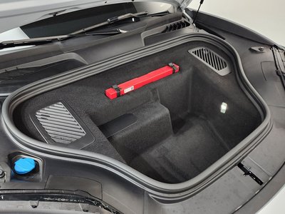 صورة 7 لـ 2025 Porsche MACAN