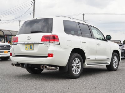 TOYOTA LAND CRUISER 200 - 5
