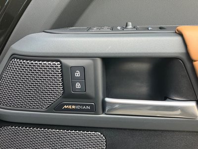 صورة مصغرة 60 لـ 2024 LAND Rover DEFENDER