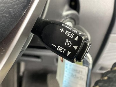 TOYOTA LAND CRUISER - 10