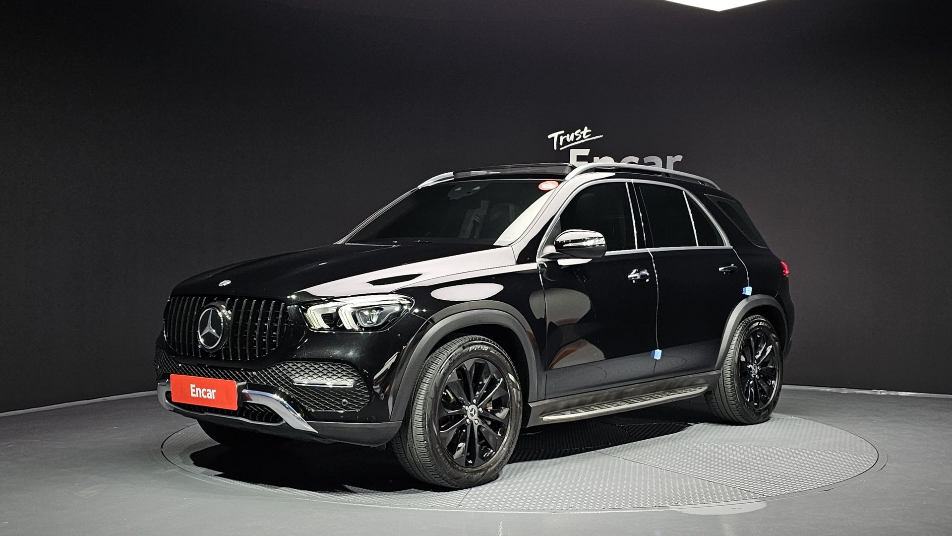 MERCEDES-BENZ GLE - View 1