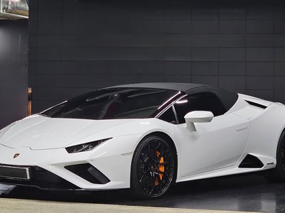 LAMBORGHINI HURACAN
