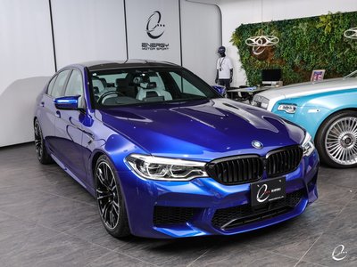 2018 BMW M5 — миниатюра 55