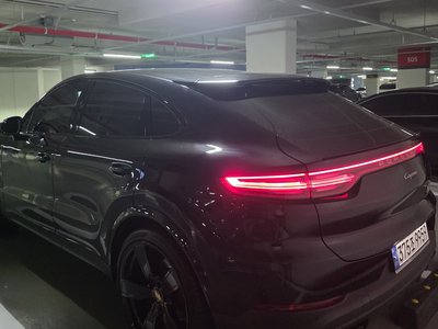 2022 Porsche CAYENNE 照片 4