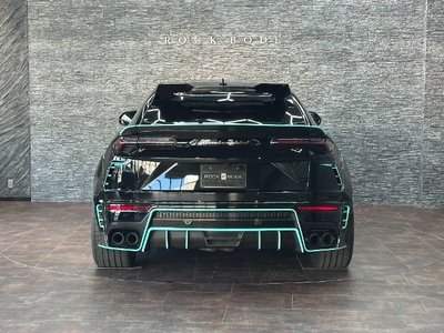 LAMBORGHINI URUS - 8