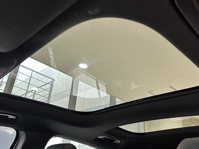 صورة 8 لـ 2025 Mercedes-BENZ EQA