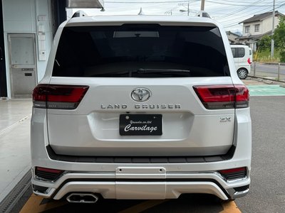 صورة مصغرة 13 لـ 2024 Toyota LAND CRUISER 300