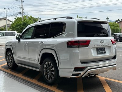 صورة مصغرة 14 لـ 2024 Toyota LAND CRUISER 300