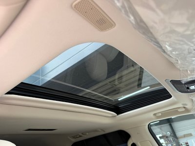 صورة مصغرة 30 لـ 2024 Toyota LAND CRUISER 300