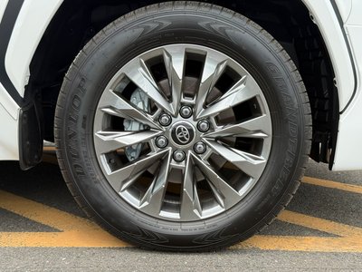 صورة مصغرة 16 لـ 2024 Toyota LAND CRUISER 300