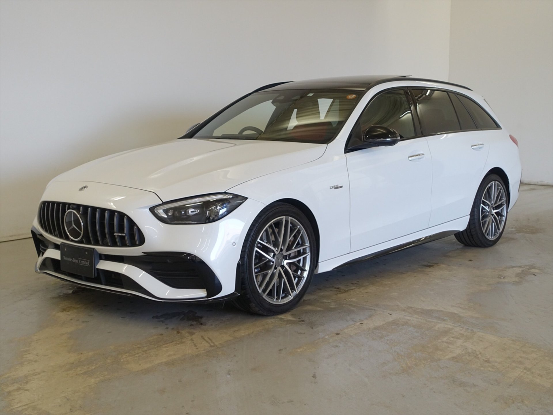 MERCEDES-BENZ C-CLASS AMG - View 1