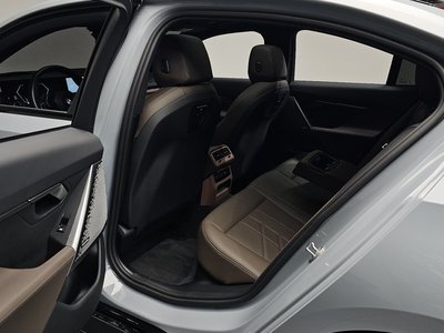 صورة مصغرة 16 لـ 2024 BMW 5 SERIES