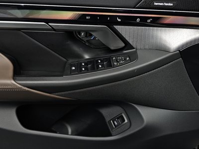 صورة مصغرة 24 لـ 2024 BMW 5 SERIES