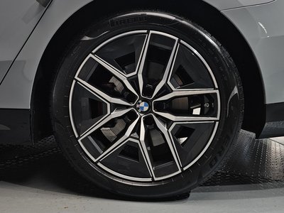 2024 BMW 5 SERIES 照片 8