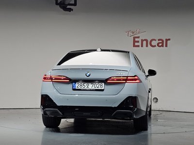 2024 BMW 5 SERIES 照片 4