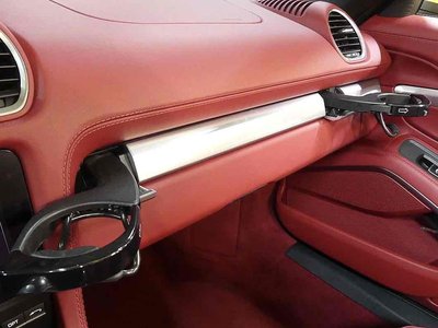 2024 Porsche 718 thumbnail 16