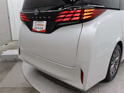 TOYOTA ALPHARD - 8