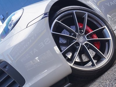PORSCHE 911 - 4