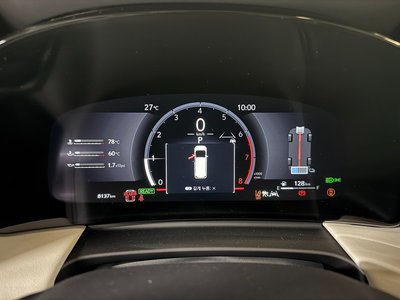 صورة 6 لـ 2025 Lexus LM