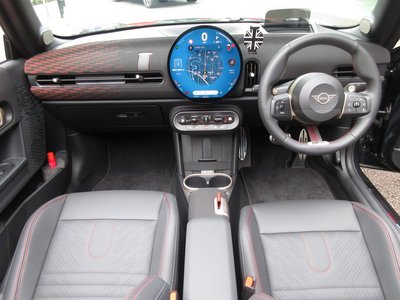 صورة مصغرة 32 لـ 2025 MINI COOPER CONVERTIBLE