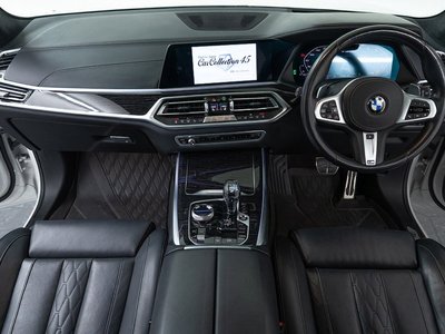 BMW X7 - 8