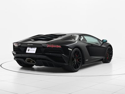 LAMBORGHINI AVENTADOR - 9