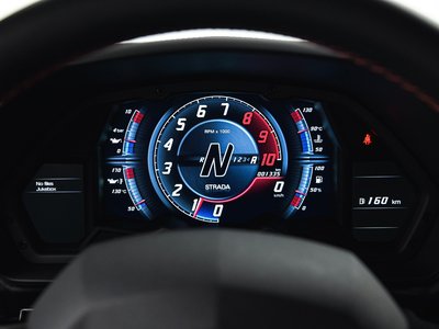 2019 Lamborghini AVENTADOR — миниатюра 18