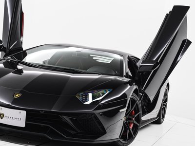 2019 Lamborghini AVENTADOR — миниатюра 30