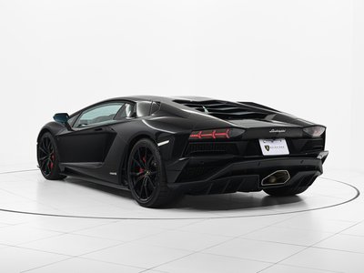 LAMBORGHINI AVENTADOR - 7