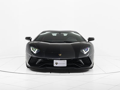 LAMBORGHINI AVENTADOR - 3