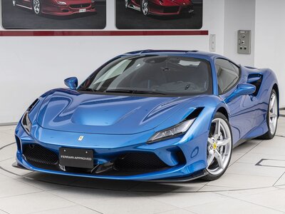 FERRARI F8 TRIBUTO