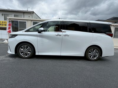 TOYOTA ALPHARD - 8