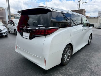 TOYOTA ALPHARD - 9