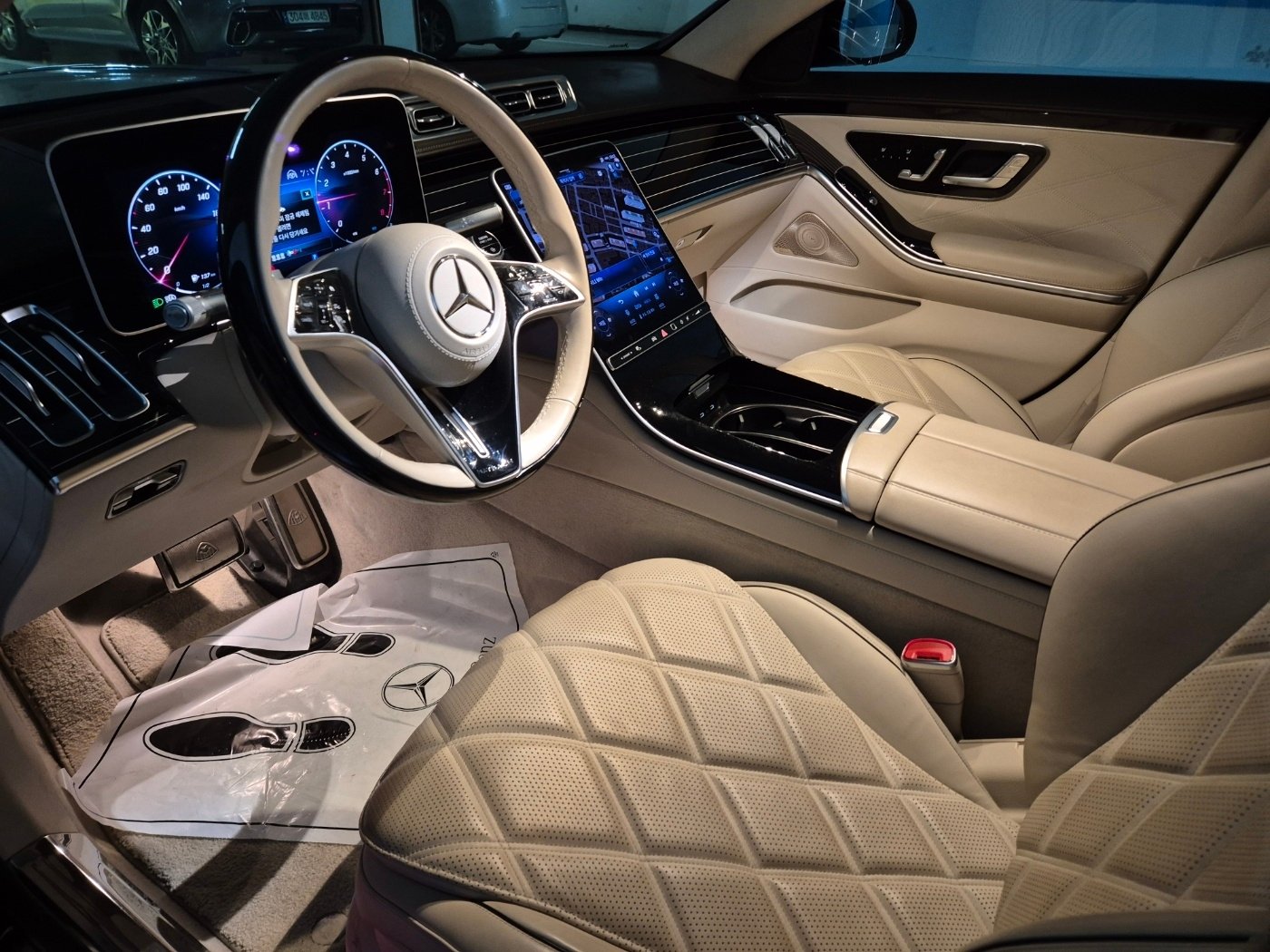 MERCEDES-BENZ S-CLASS - View 1