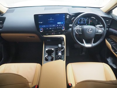 2023 Lexus NX 照片 10