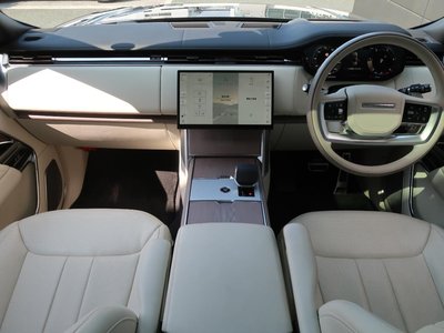 2025 LAND Rover RANGE ROVER photo 2