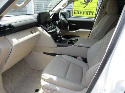 TOYOTA LAND CRUISER 300 - 3